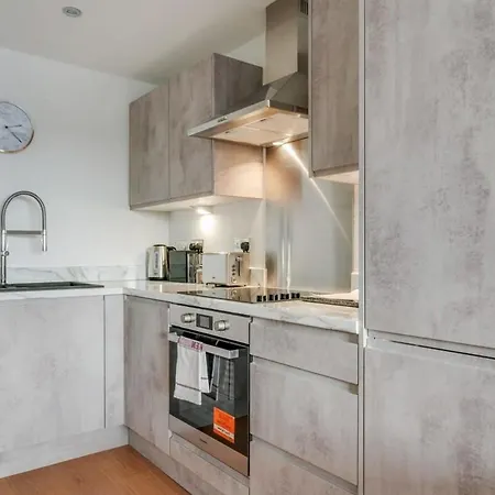 Lovely Riverside 2 Bed Lejlighed Leeds (West Yorkshire)